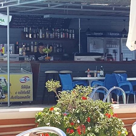 Perla Hotel Saranda Exterior foto